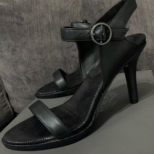 NWT Vince Camuto women’s heels